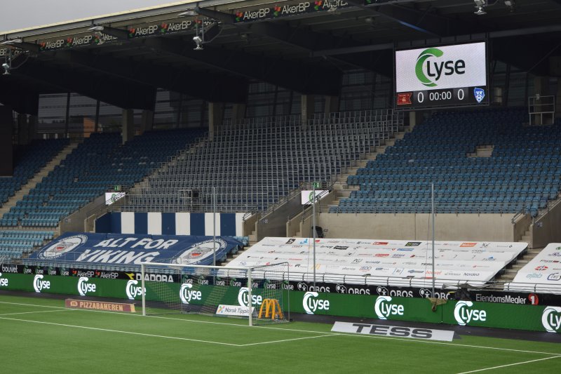 Et nyoppusset felt O har som de fleste andre feltene på Stadion stått tomt hittil i sesongen.